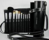 Kit 16 pincéis- réplica Bau MAC